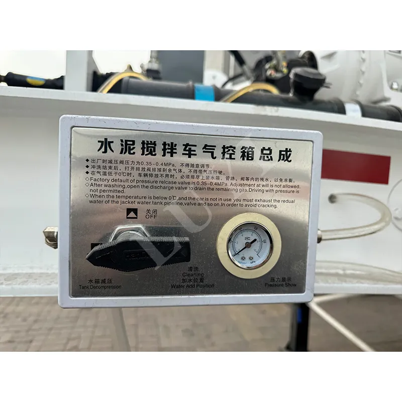 3‑axle cement bulk tanker