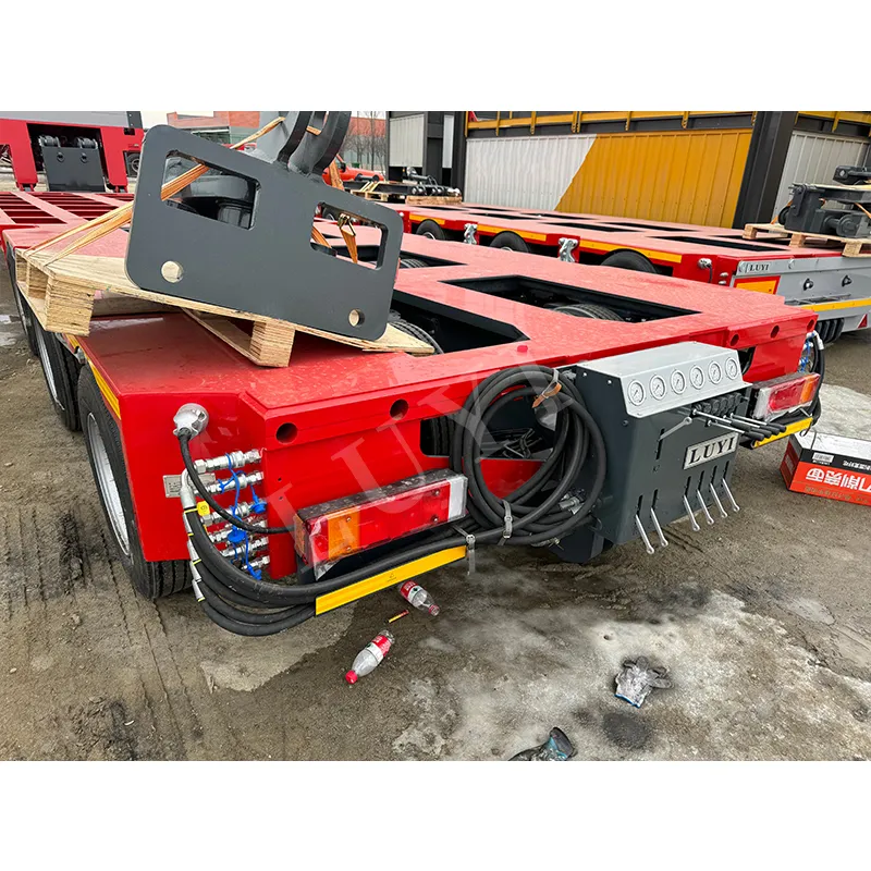 3‑axle low‑bed semi‑trailer