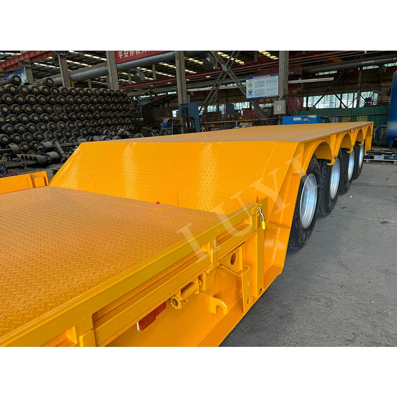 17m long 4‑axle detachable gooseneck low‑bed semi‑trailer, 3m width with 20cm widening on each side, 120‑ton load capacity