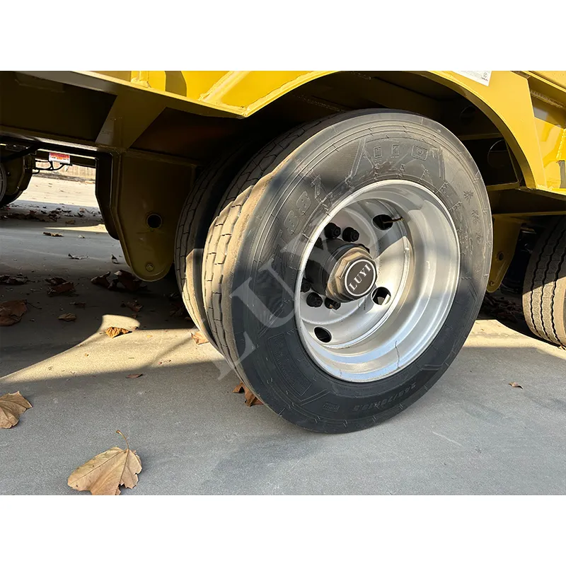 16‑meter extendable 80‑ton low‑bed semi‑trailer