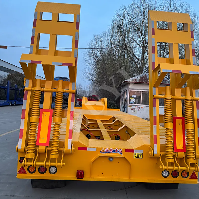 3‑axle low‑bed semi‑trailer