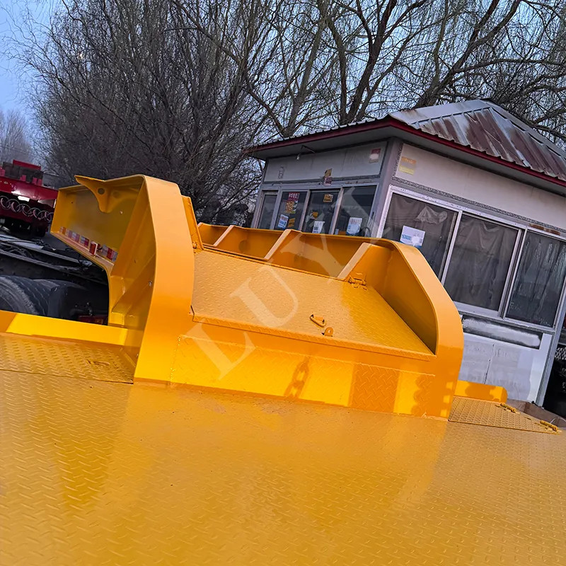 3‑axle low‑bed semi‑trailer