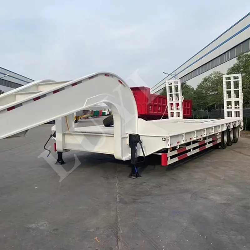 3‑axle low‑bed semi‑trailer