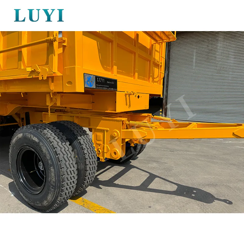 Side‑tipping semi‑trailer with push‑rod