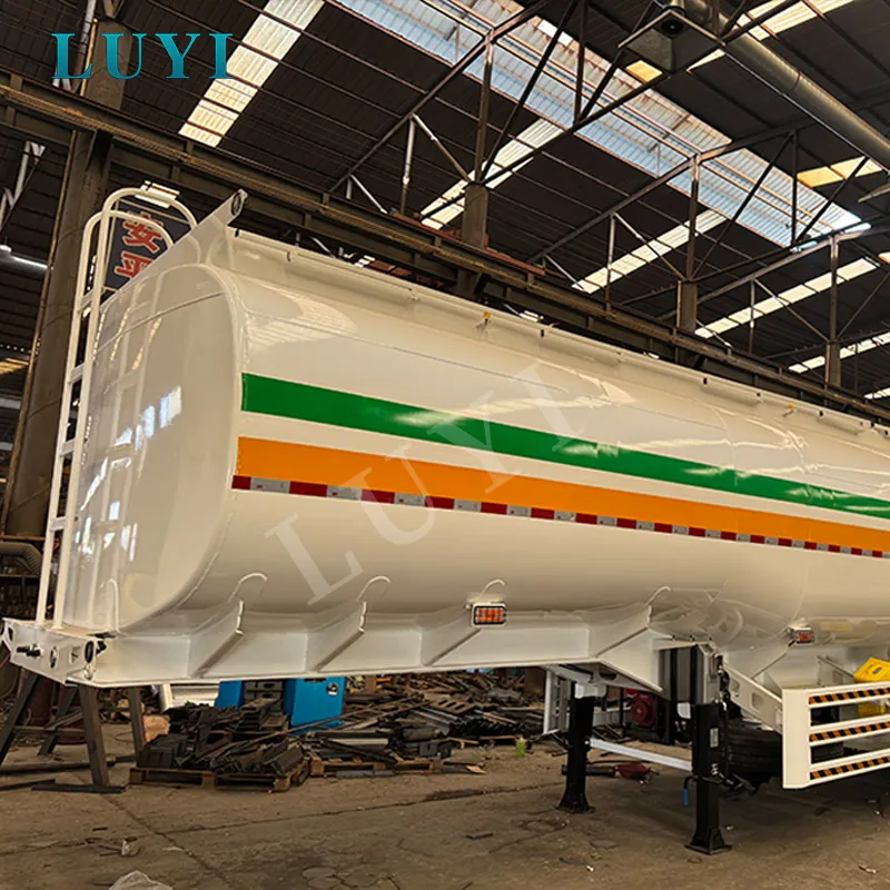 3-axle fuel tank semi-trailer