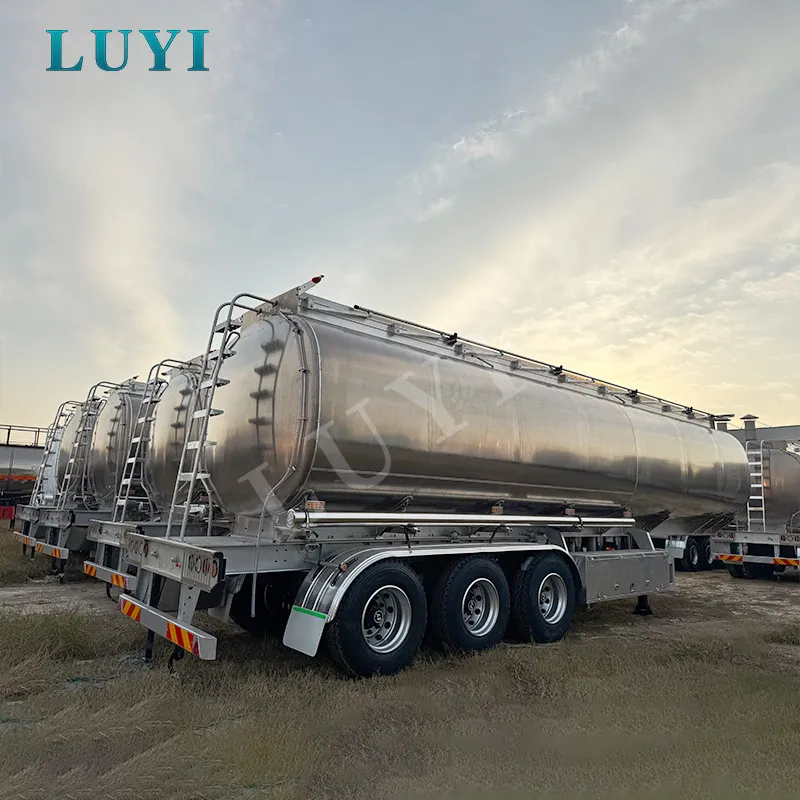 48,000-liter tri-axle all-aluminum fuel tank semi-trailer