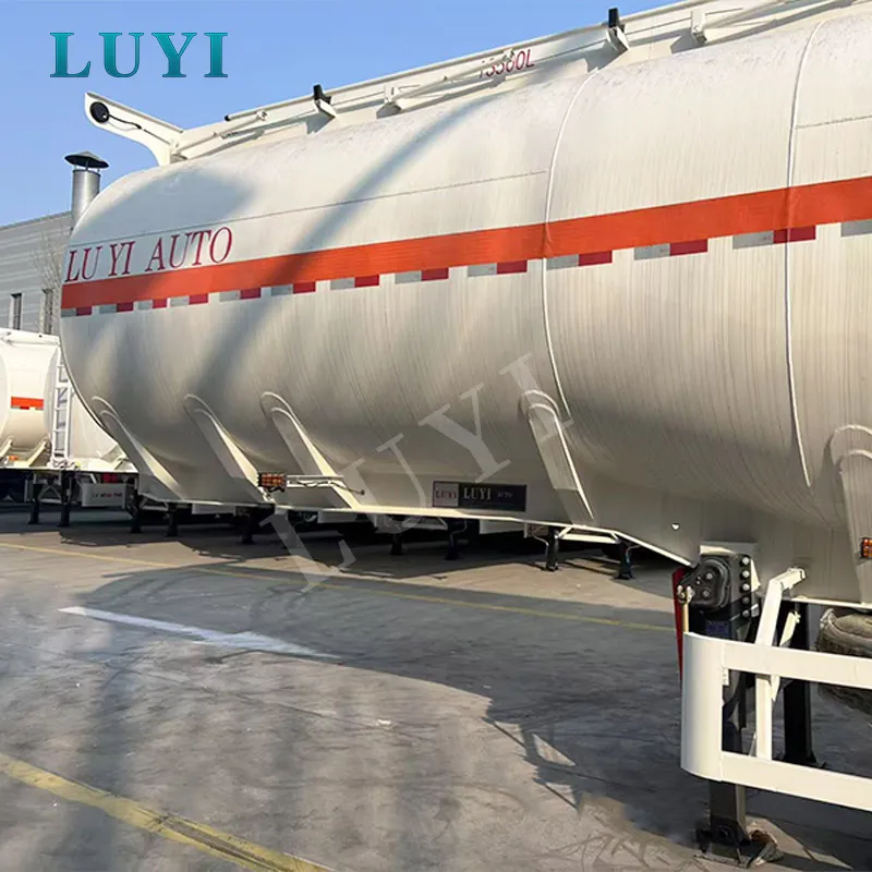 4-axle oil tank semi-trailer