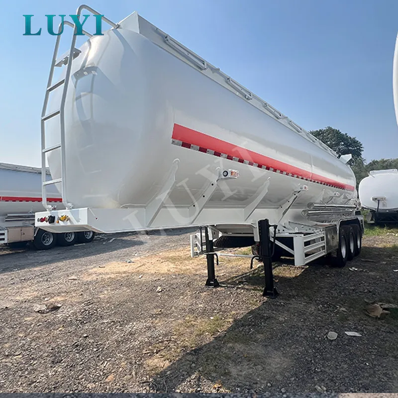 tri-axle 40000L fuel tank semi-trailer