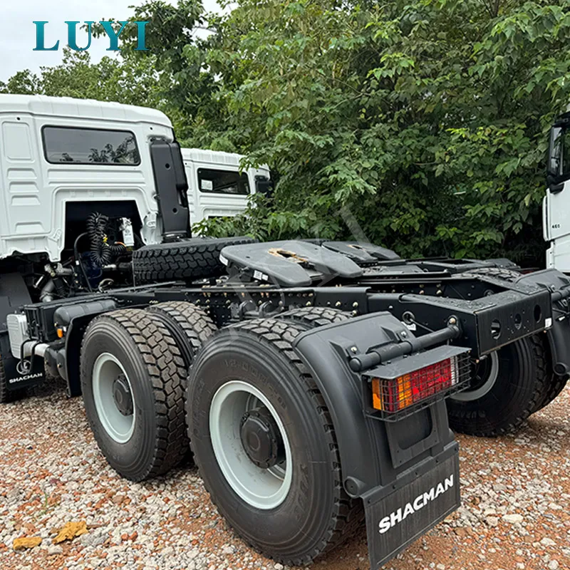 Shacman H3000 tractor